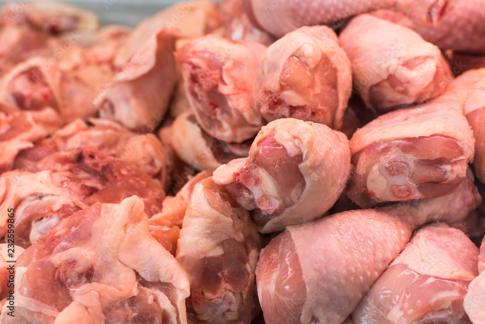Several chicken legs mehrere hühnerbeine Several chicken legs mehrere hühnerbeine