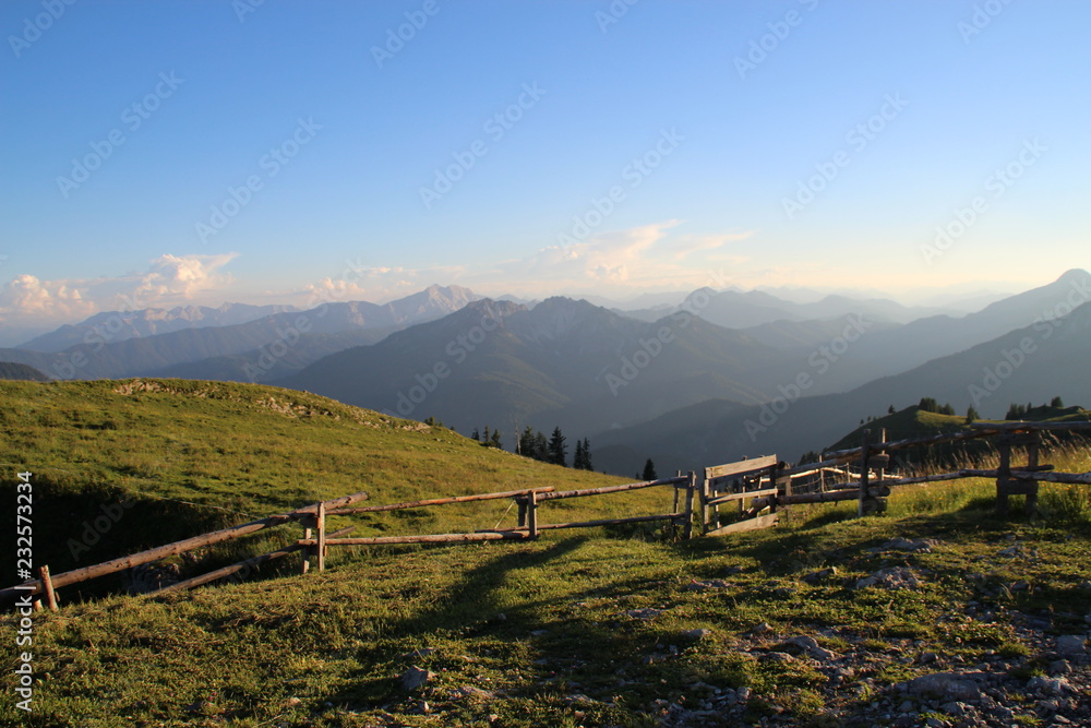 Blick Richtung Schinder und Guffert