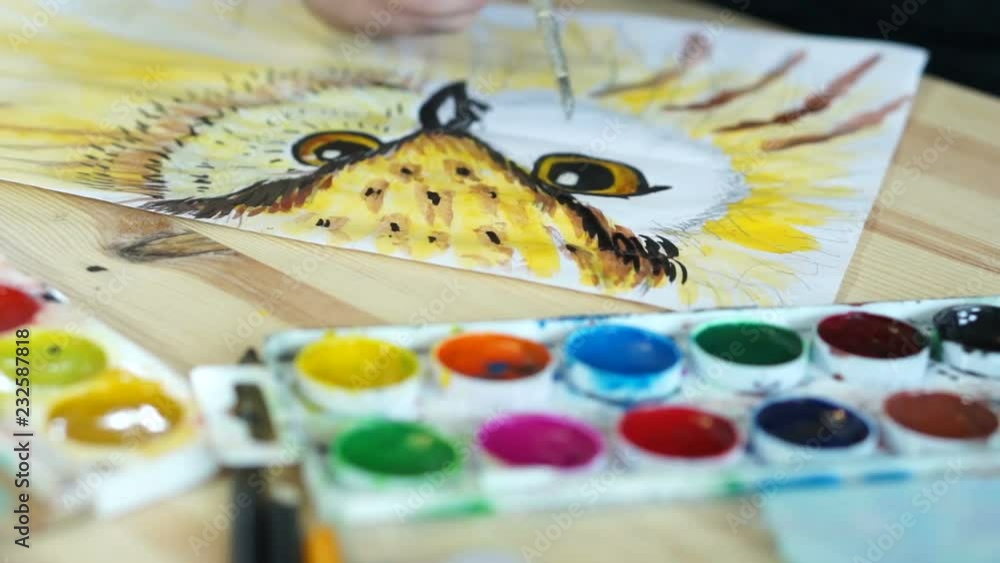 Drawing the bird's eyes Drawing the bird's eyes