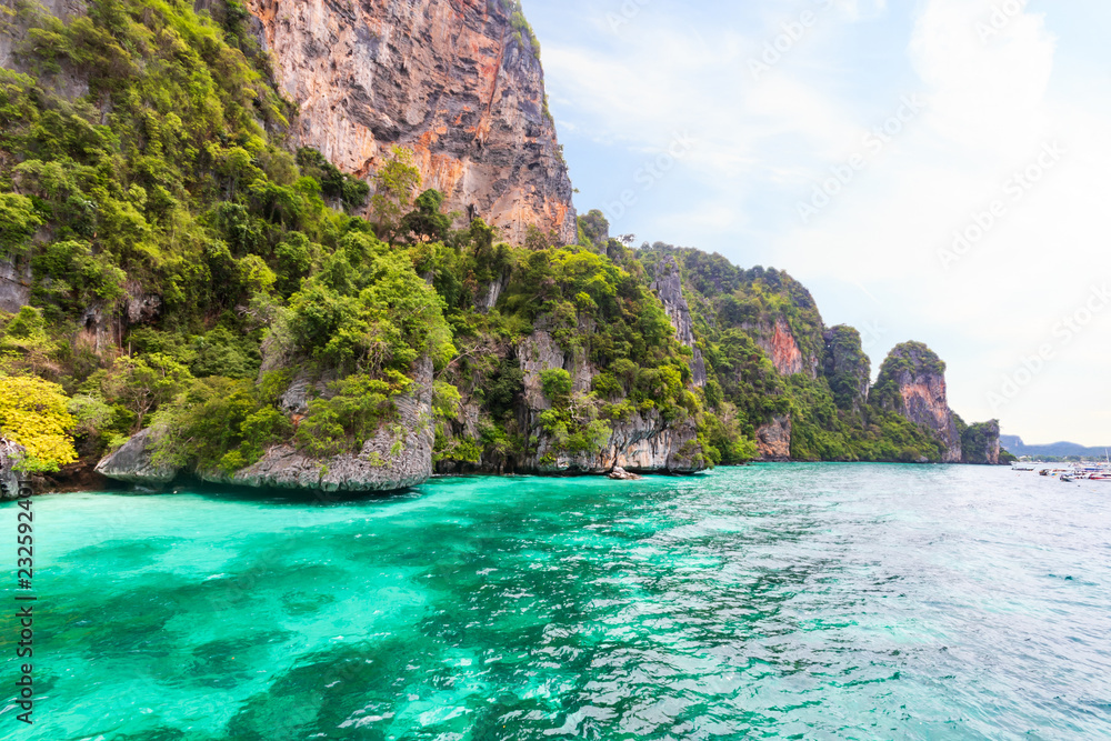 Obraz premium Monkey bay in Phi Phi island . Phuket . Thailand