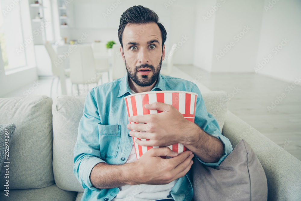 Naklejka premium Good-looking good-wearing brunet hair bearded unshaven man hug b