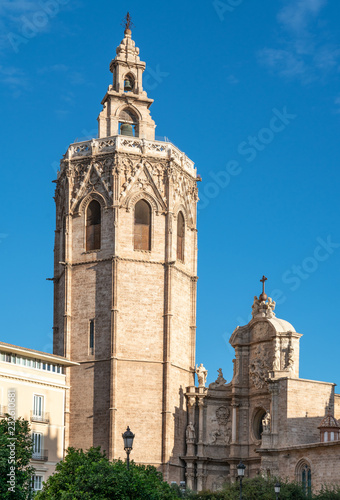 Valencia and its ancient and ultramodern architectures