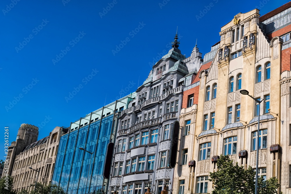 Fototapeta premium Prag, Häuserzeile am Wenzelsplatz