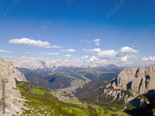 Dolomite Mountain peaks - Unesco © lumberman71