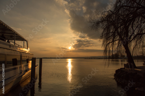 Schilderij op canvas Sunset Zug Lake
