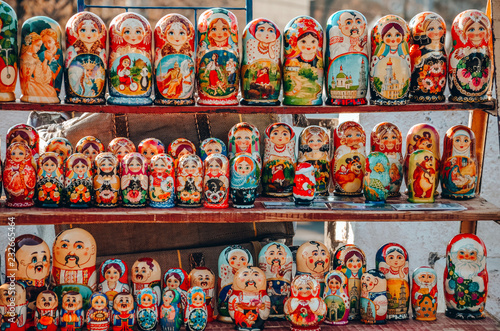 Russian folk art. Symbol of Russian nesting dolls. Nesting dolls sold on the streets © Anastasiia