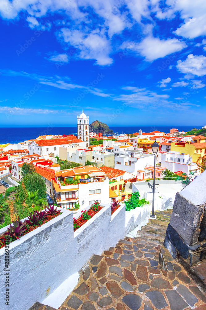 Φωτογραφία Garachico, Tenerife, Canary islands, Spain: Overview of the beautiful town of Ga