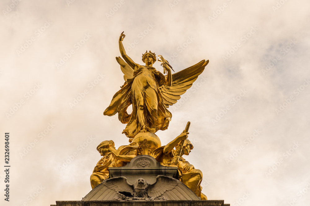 Obraz premium A typical view at Buckingham Palace