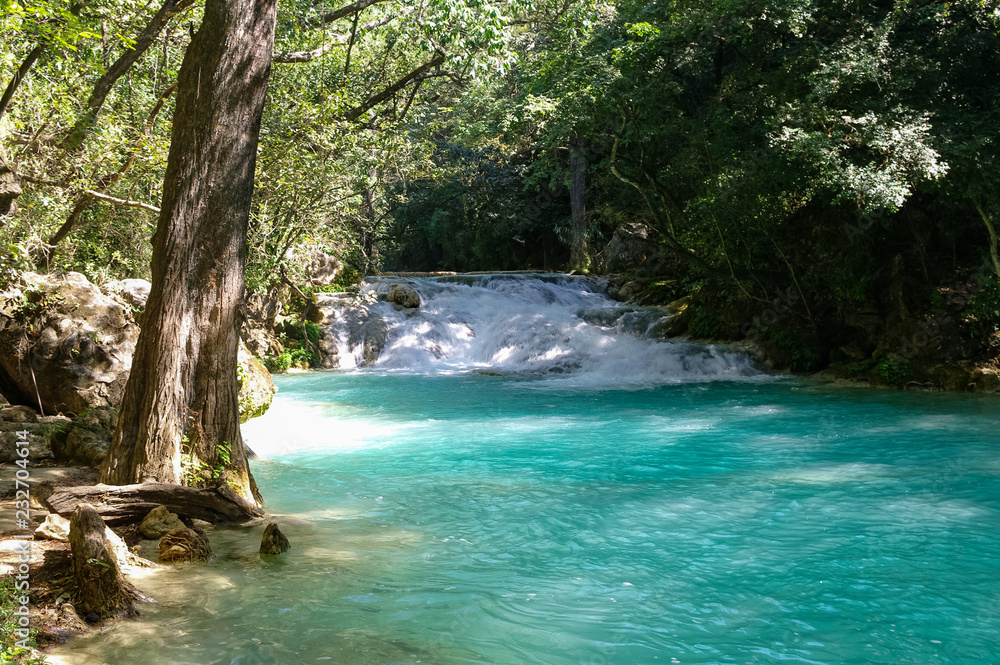 Naklejka premium Cascadas El Chiflon waterfall, Chiapas, Mexico