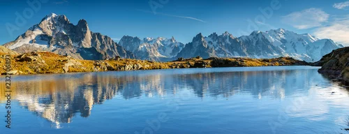 Obraz Wędrówki po jeziorach Chéserys