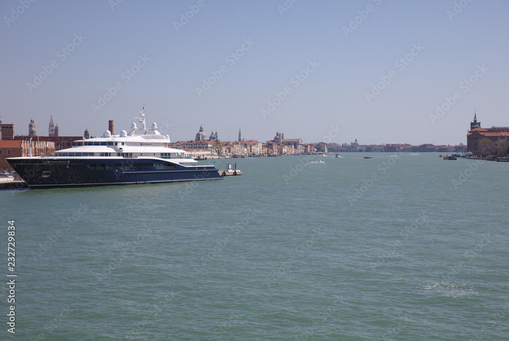 View from Venice car ferry to Lido di Venezia 4175