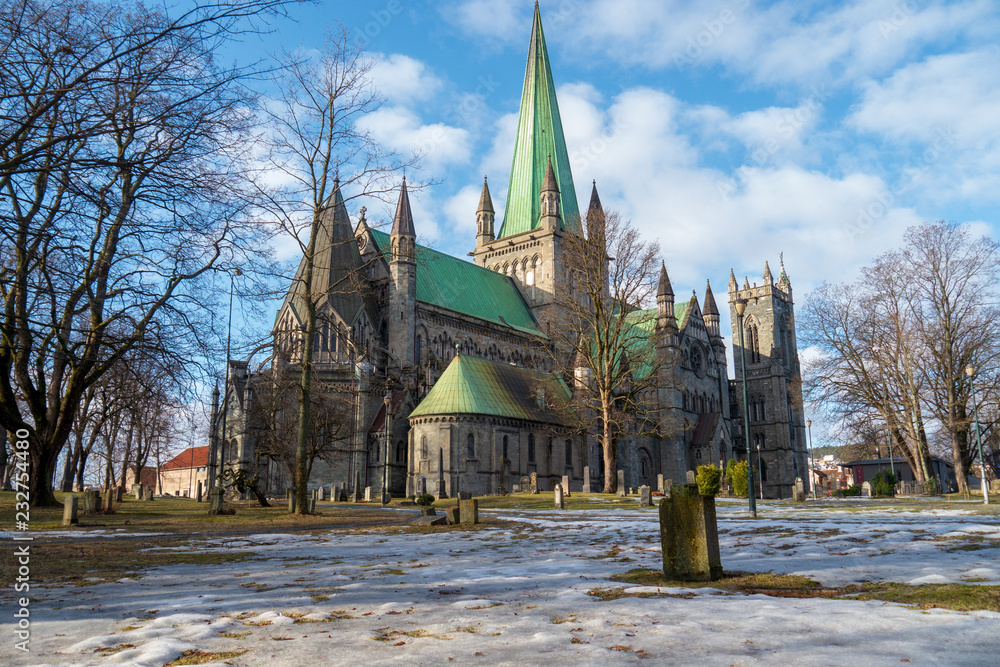 huge and famous gothic church inside the city of Trondheim