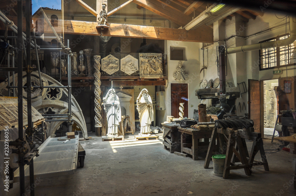 Sculpture workshop in Florence