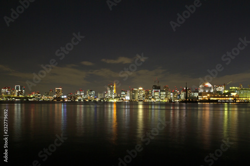東京港の夜景 © mamoga