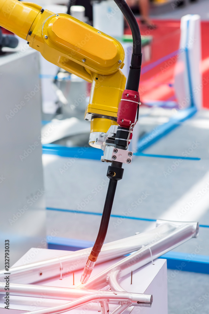 robotic arm for metal welding operationsrobotic robotic arm for metal welding operationsrobotic
