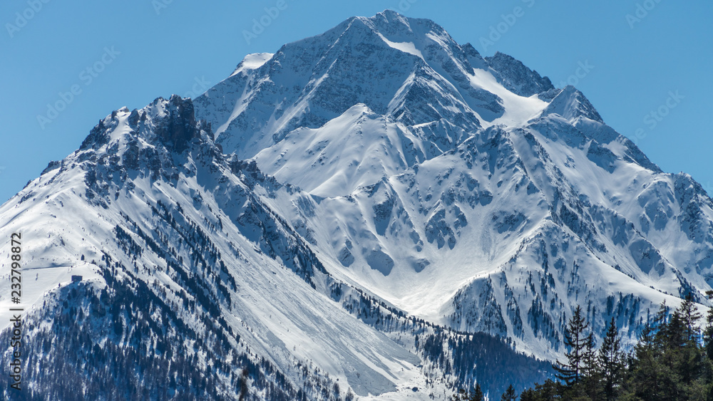 Obraz premium habicht and elfer in stubai, neustift, tirol, austria