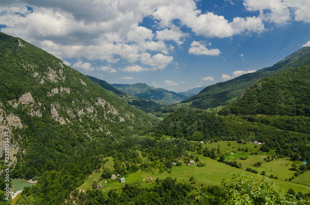 Naklejka premium Tara Canyon, Montenegro