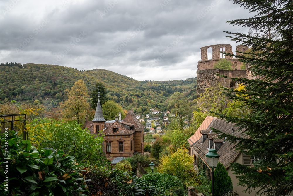 Obraz premium 303 Stufen zur Burg mit Blick zurück