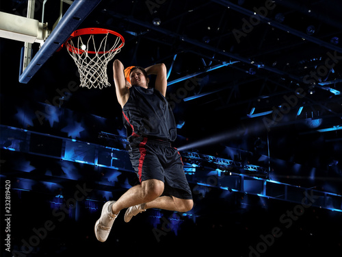 Men basketball player © Andrey Burmakin