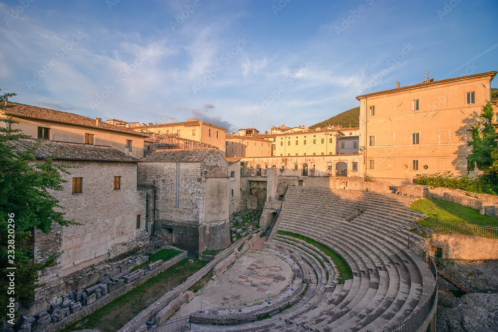 Ταπετσαρία Roman Theater in Spoleto