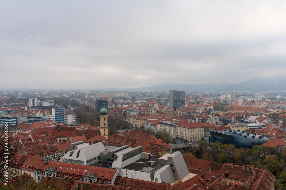 Blick auf Graz mit Kunsthaus vom Schlossberg