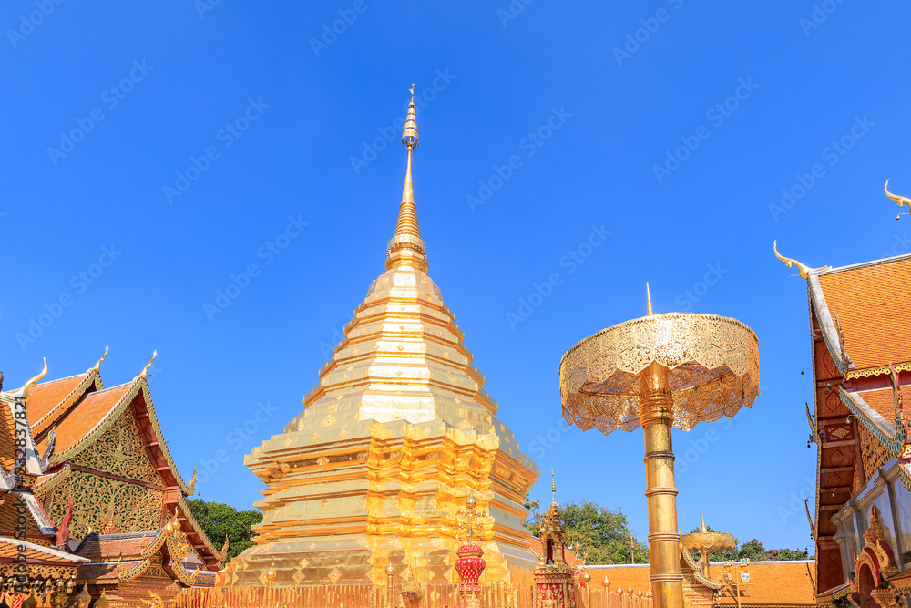 Fototapeta premium Wat Phra That Doi Suthep is famous temple in Chiang Mai, north of Thailand