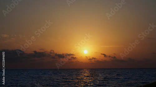 sunset over sea © Никита Громаков
