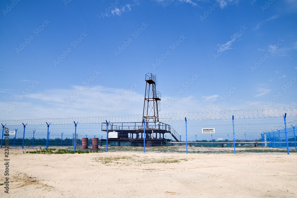 Oil well. The equipment and technologies on oil fields.