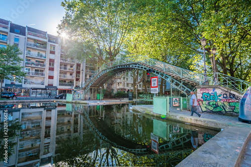 Paris - Canal Saint Martin photo