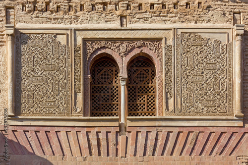 Fototapeta Naklejka Na Ścianę i Meble -  Detail of the Wine Gate at Alhambra in Granada, Spain