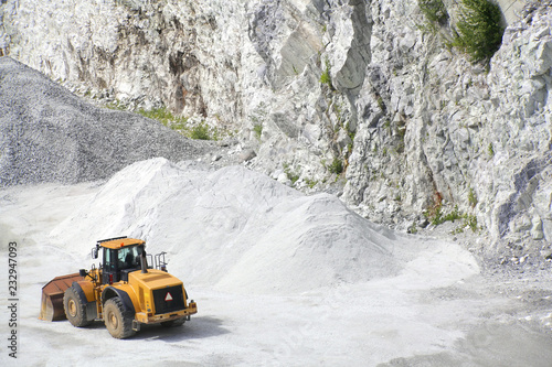 фотографія Dolomite or calcite marble quarry