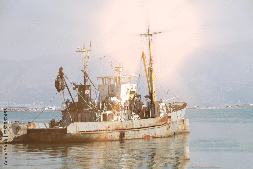 Fototapeta premium old ship in the port