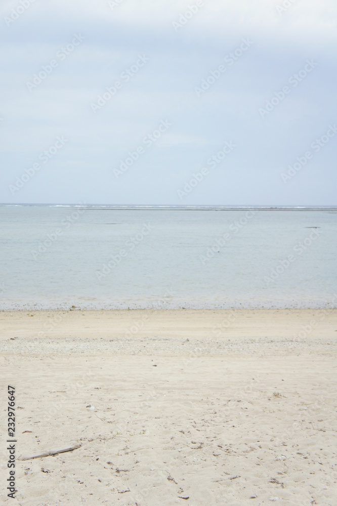 沖縄の白い砂浜 沖縄の白い砂浜
