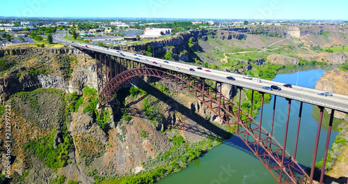 Photos Perrine Bridge, Twin Falls, Idaho, USA - Distant Aerial View Over River Canyon W
