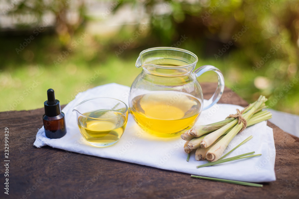 extracted from lemongrass has many properties for the treatment of certain diseases. And the smell of mosquitoes can bring mosquitoes. The leaves and stems are also cooked extracted from lemongrass has many properties for the treatment of certain diseases. And the smell of mosquitoes can bring mosquitoes. The leaves and stems are also cooked