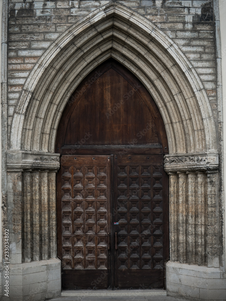 Fototapeta premium vintage old wooden door