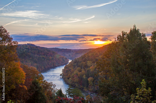 Fotografija Sunrise at Cumberland River