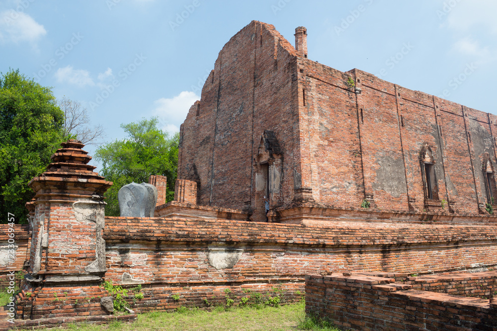 Fototapeta premium ancient brown brick wall temple