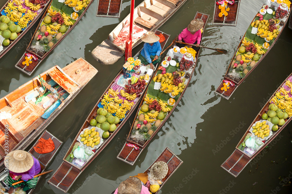 Obraz premium floating market thailand