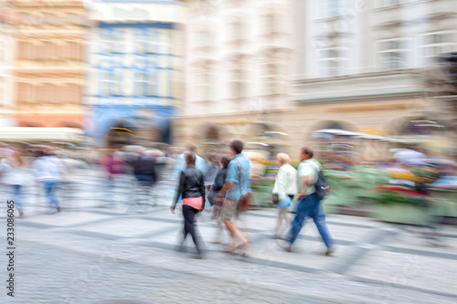 Shooper walking in the city