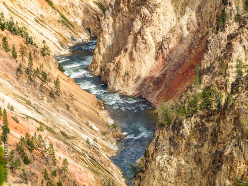 Yellowstone river with Yellowstone ridge