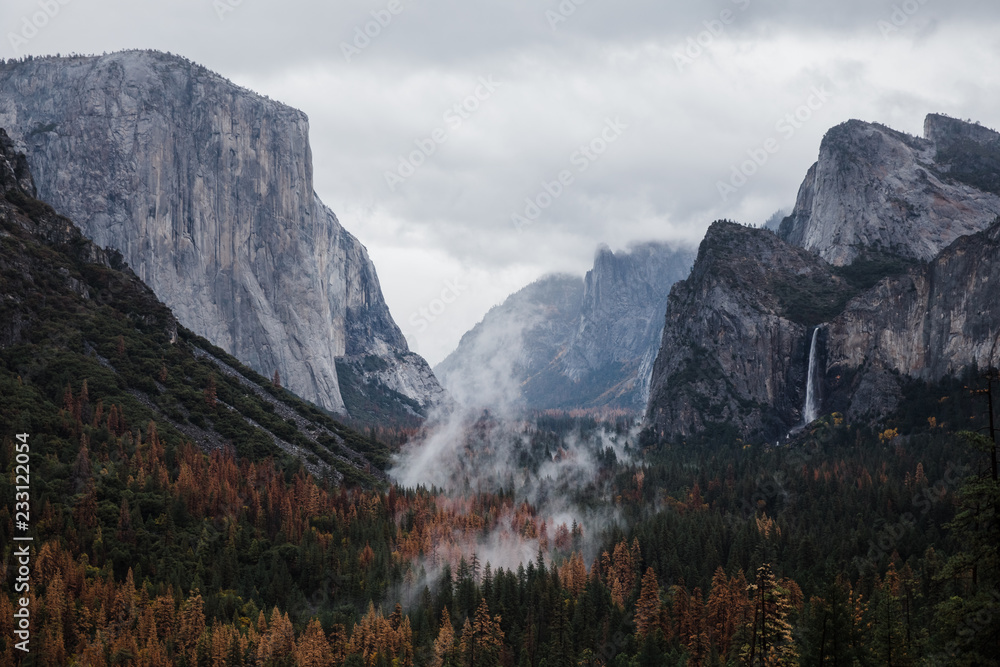 morning view of the mountains at Tunnel View