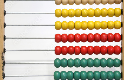 abacus to count the balls and learn to do math operations