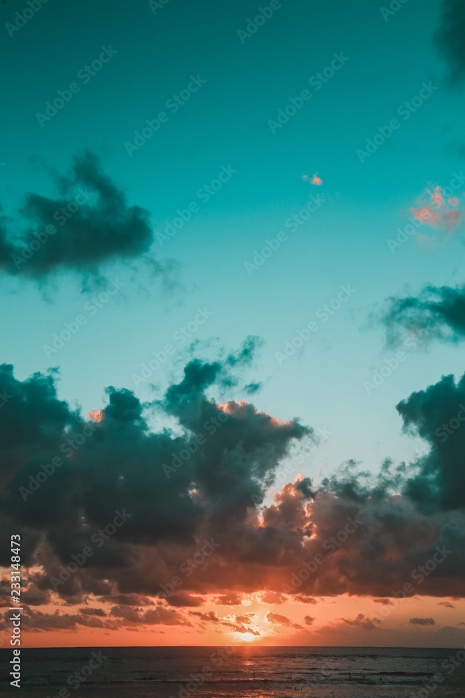 Naklejka premium Sunrise