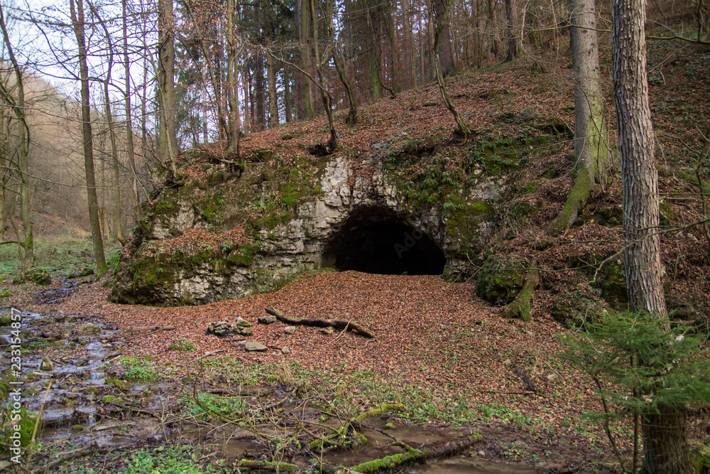 Fototapeta premium Cave in mountains