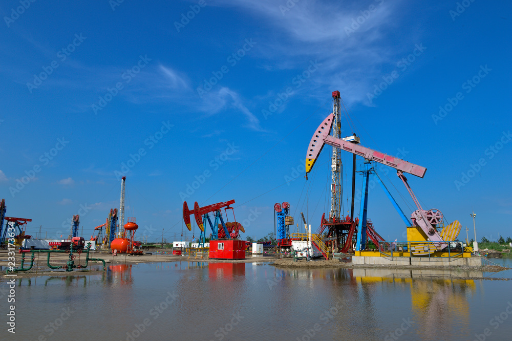 The oil pump The oil pump