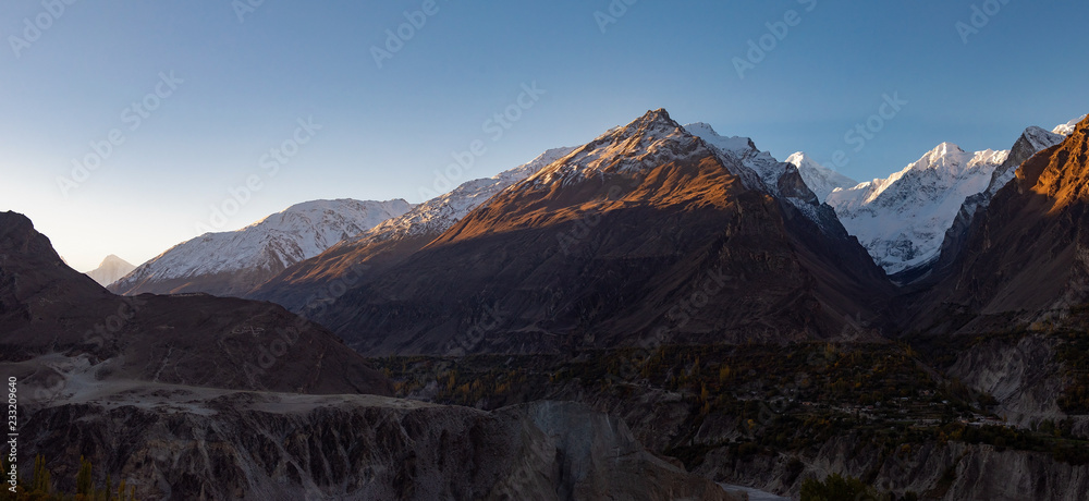 Fototapeta premium Autumn at Hunza Valley. Northern Area Pakistan