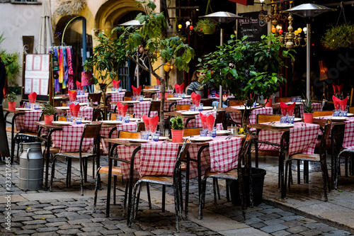 Fototapeta Naklejka Na Ścianę i Meble -  Bistro Terrace