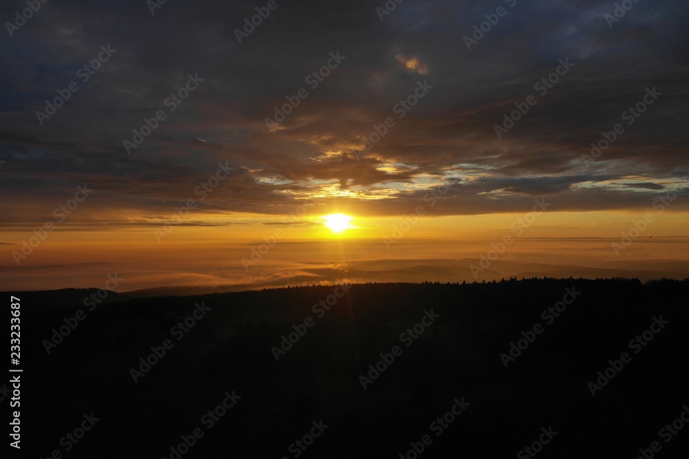 Sonnenaufgang aus der Luft Sonnenaufgang aus der Luft