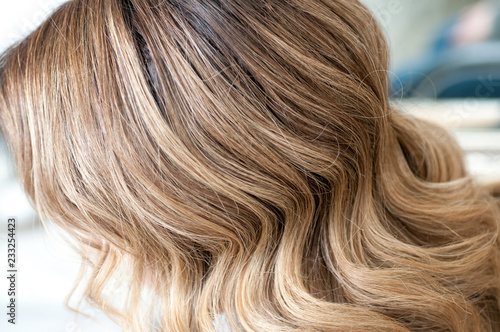 hairstyle female curls on dark hair